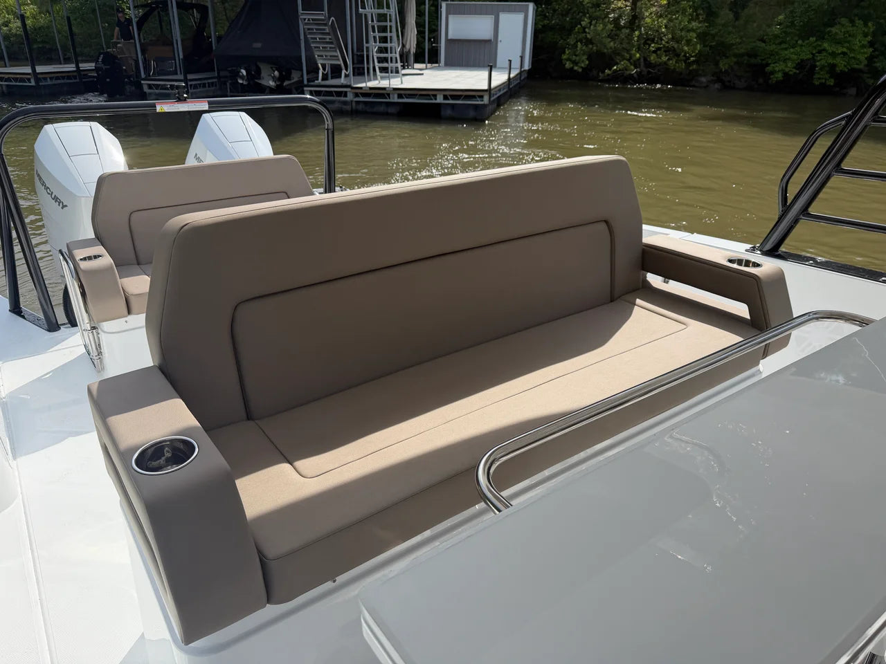 2026 Cruisers Yachts 38 VTR 38.0 feet, Lake Ozark, Missouri #16