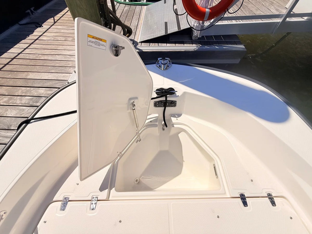 2027 Boston Whaler 190 Montauk 19.0 feet, St Petersburg, FL #44