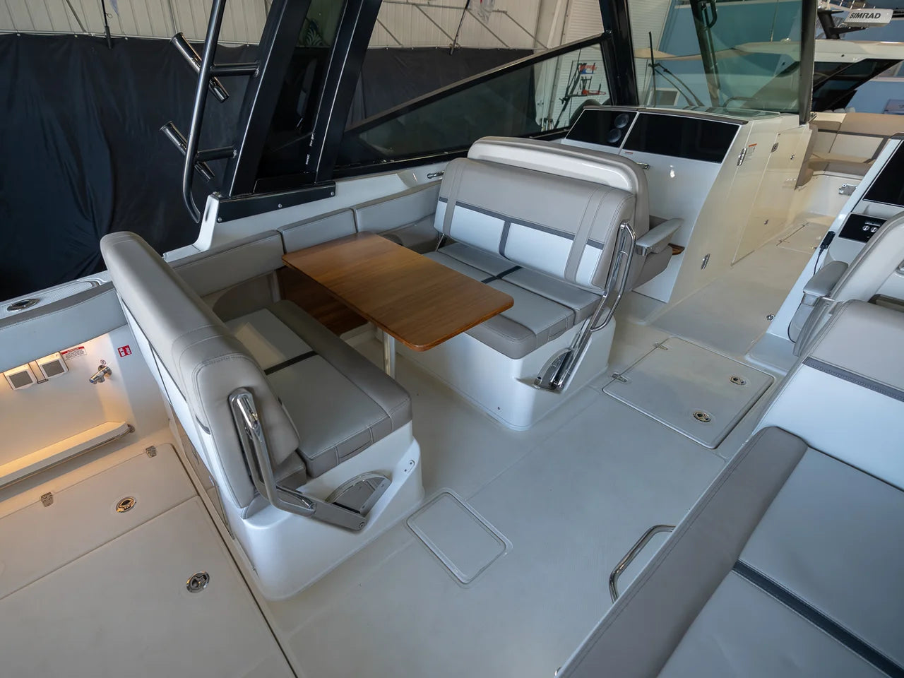 2026 Boston Whaler 330 Vantage 33.0 feet, Panama City, FL #53