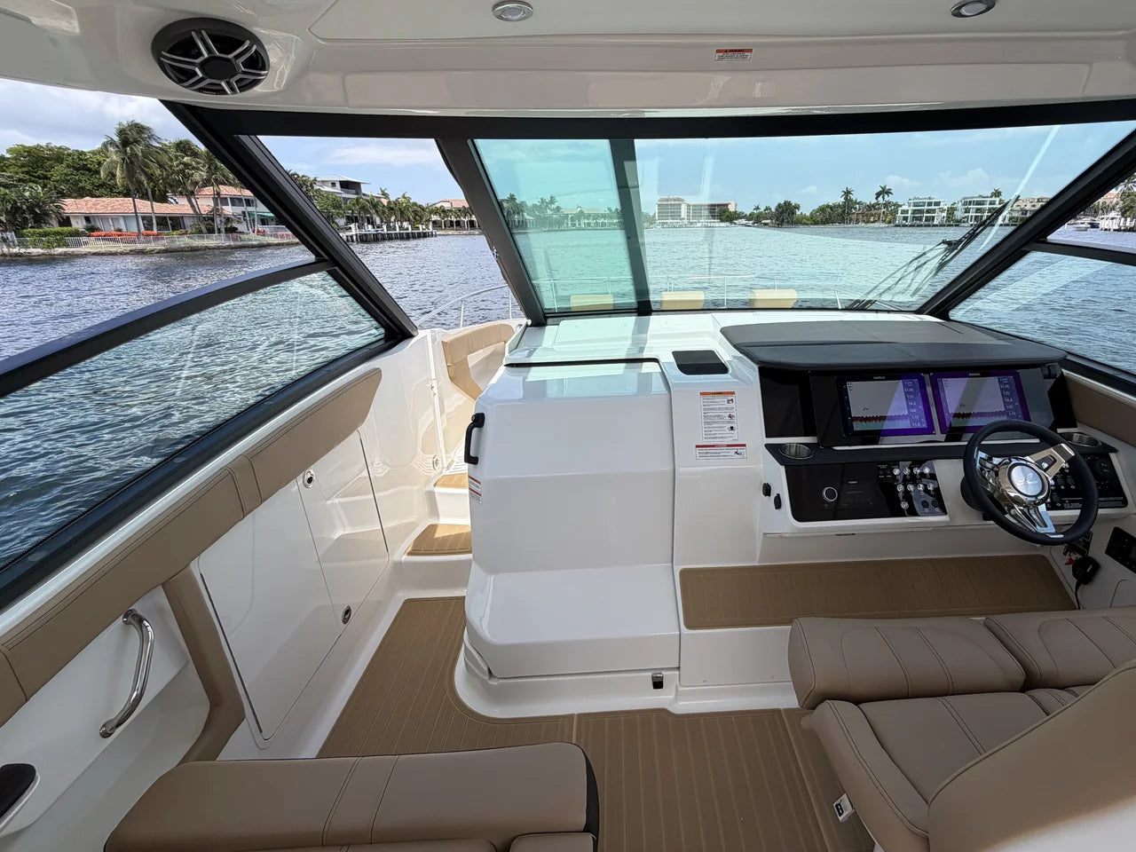 2026 Sea Ray Sundancer 320 Outboard 32.0 feet, Miami, FL #44