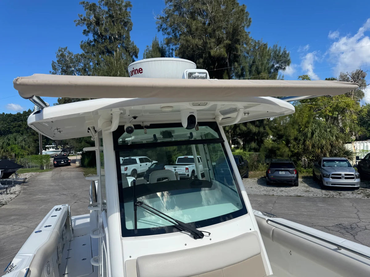 2017 Boston Whaler 33 OR 33.0 feet, Cocoa, Florida #19