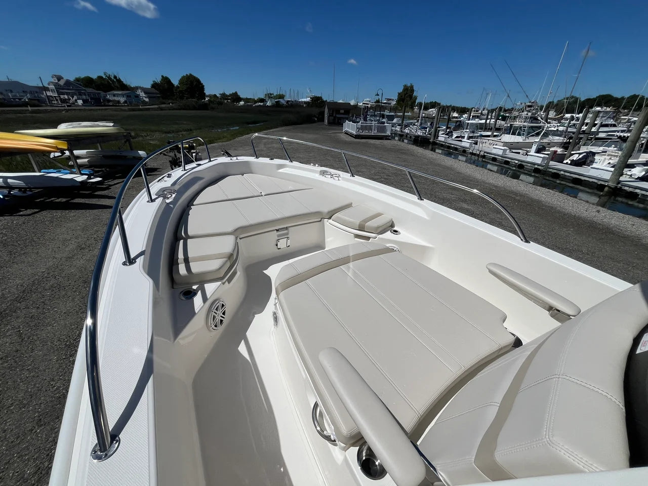 2026 Boston Whaler 250 Dauntless 25.0 feet, Westbrook, Connecticut #13