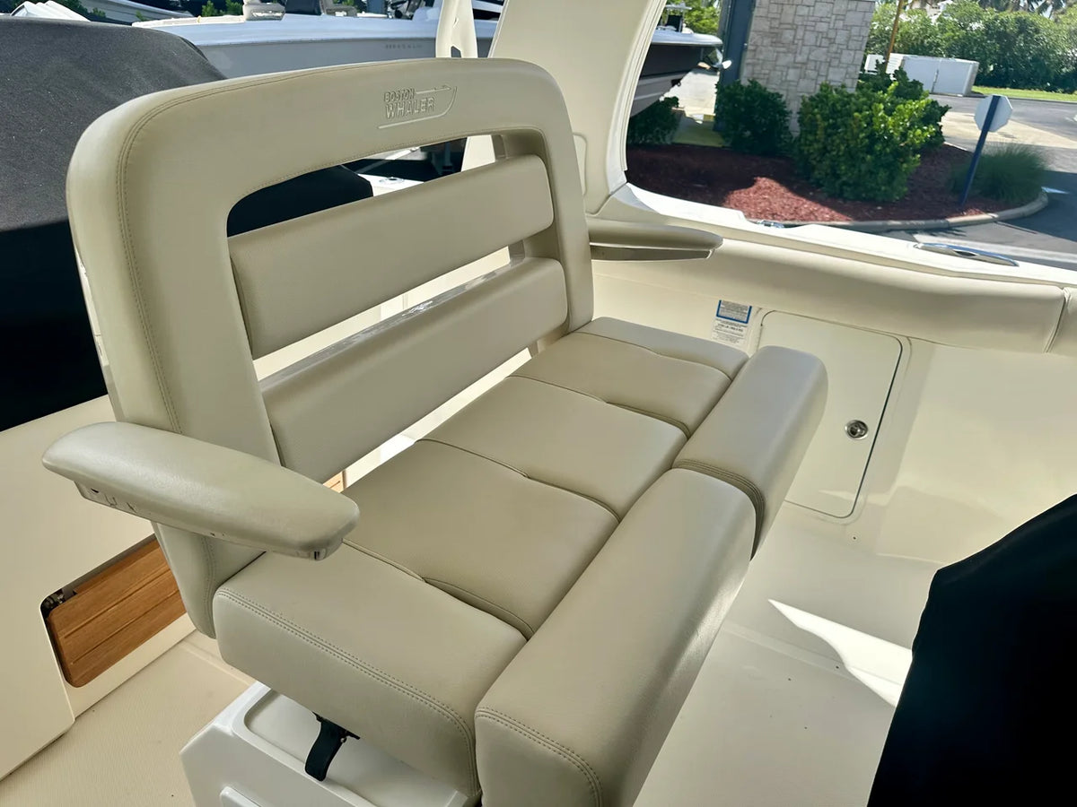 2021 Boston Whaler 350 REALM 35.0 feet, Fort Myers, FL #20