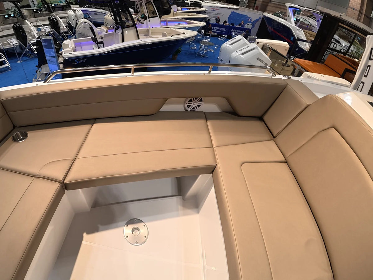 2026 Cruisers Yachts 38 VTR EC 38.0 feet, Somers Point, New Jersey #52