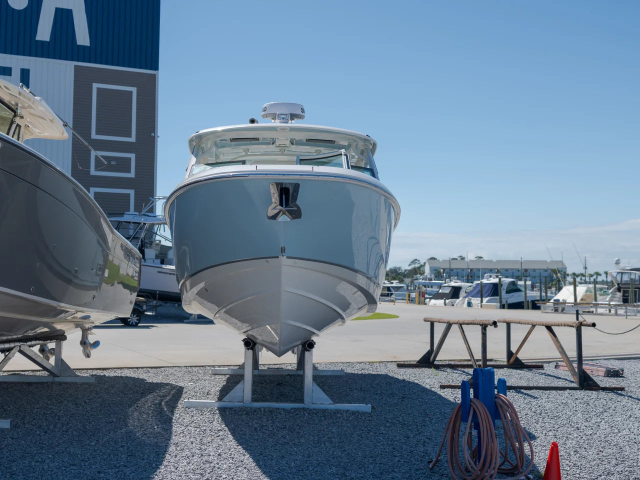 2025 Boston Whaler VANTAGE 320 33.0 feet, Panama City Beach, Florida #2