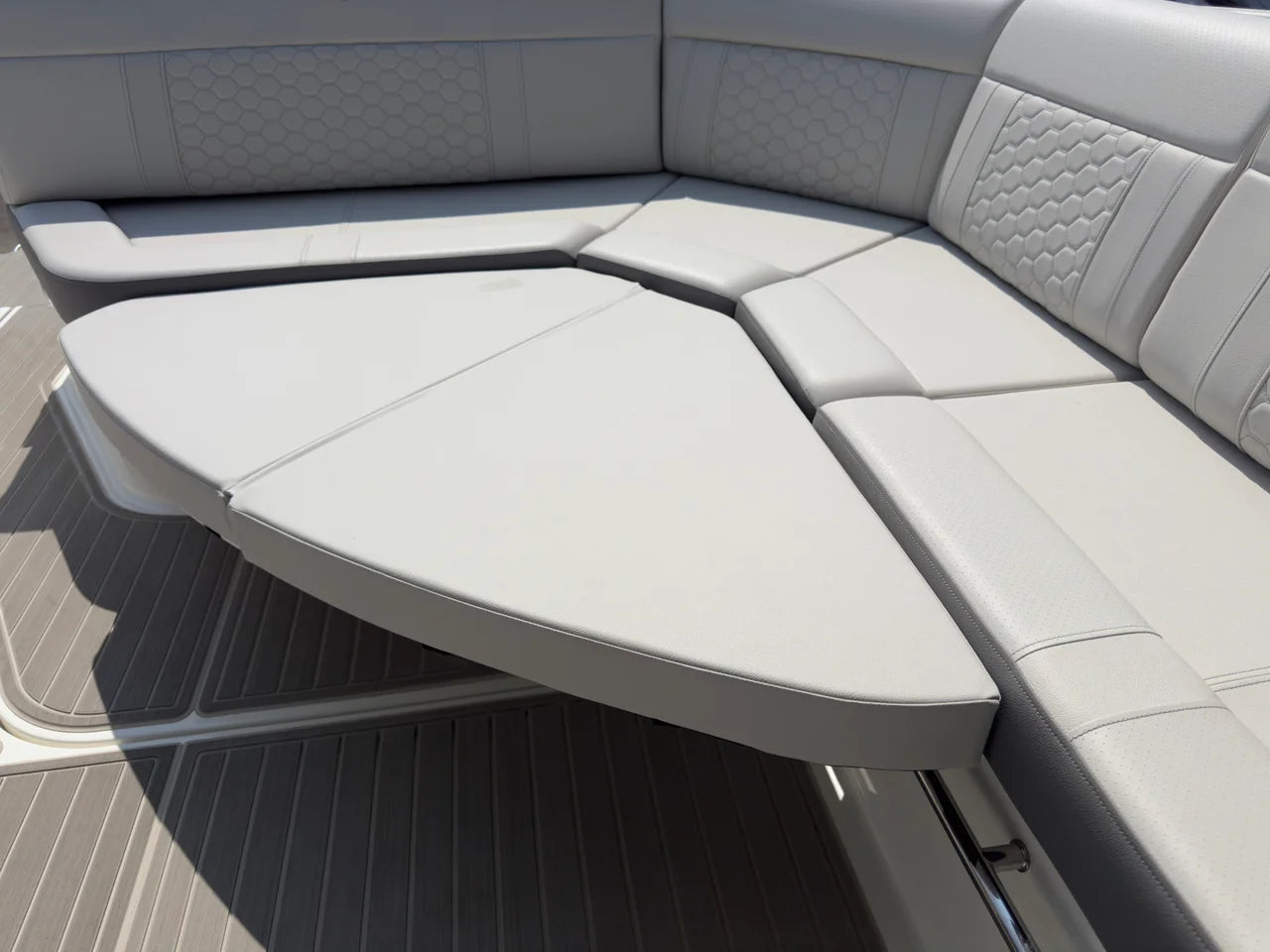 2021 Sea Ray 320 SUNDANCER OB 32.0 feet, Norwalk, Connecticut #48