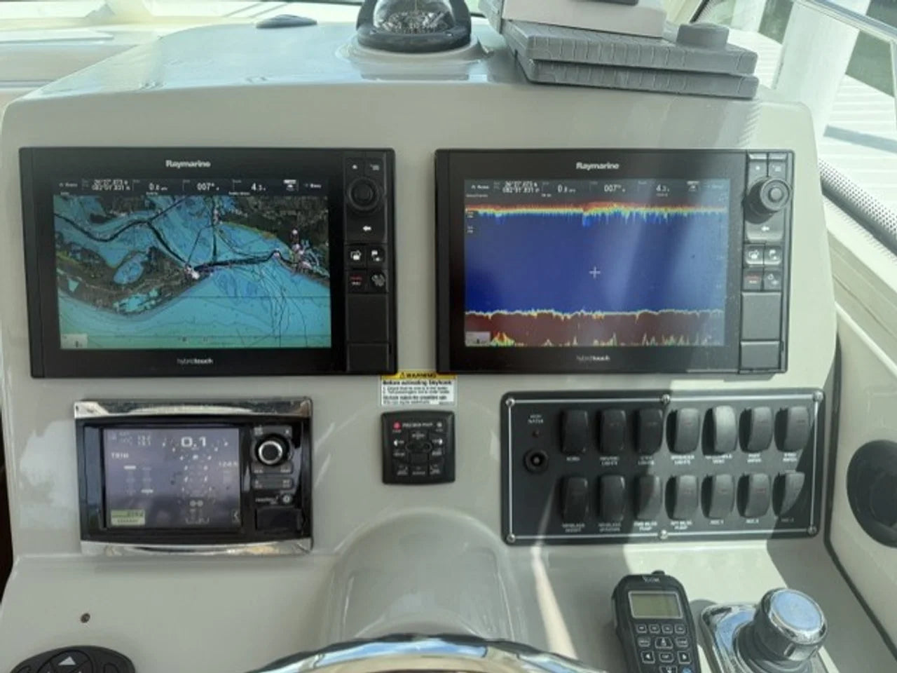 2016 Boston Whaler 315 CONQUEST 31.0 feet, Sanibel, FL #22