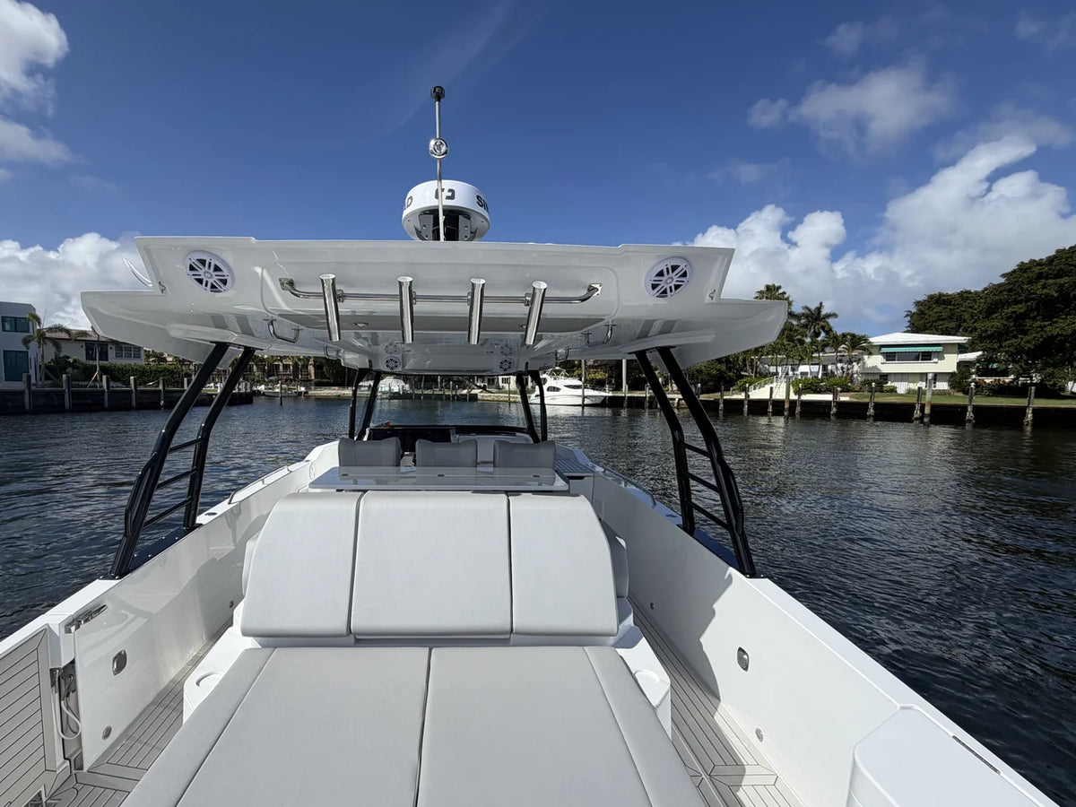 2026 Cruisers Yachts 38 VTR 38.0 feet, Pompano Beach, Florida #19