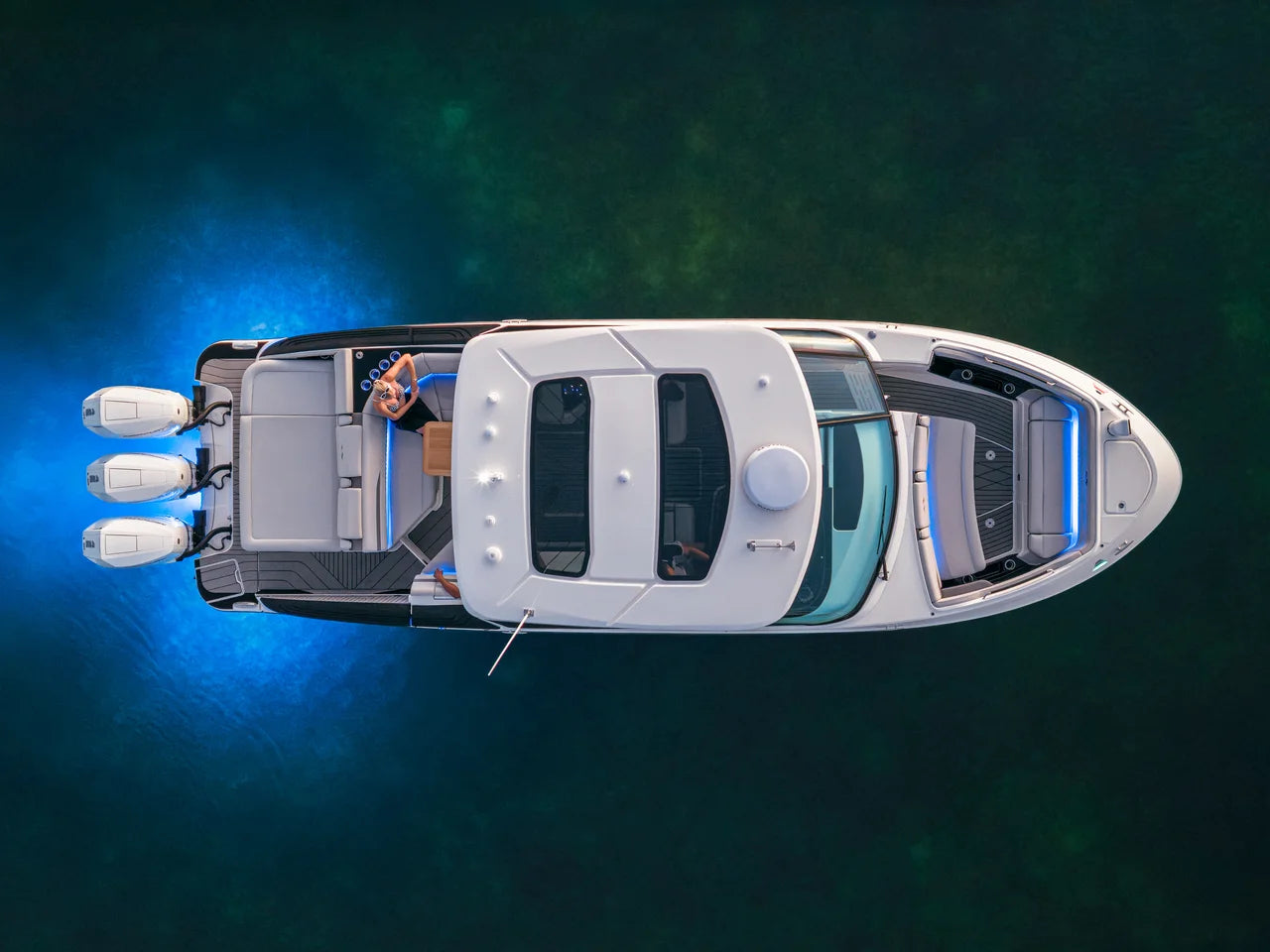 2026 Sea Ray SLX 360 Outboard  36.0 feet, Inuvik, Northwest Territories #12