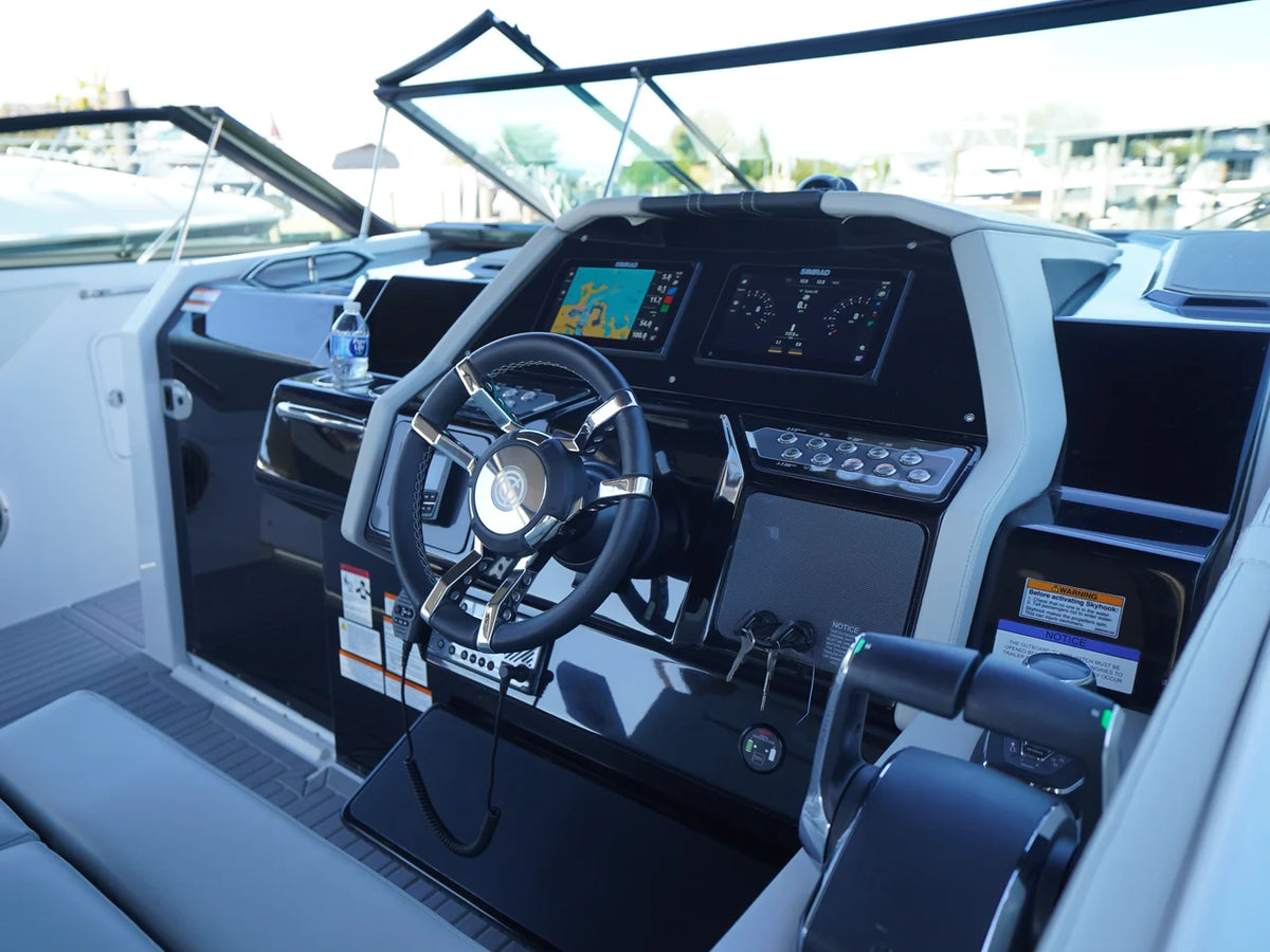 2026 Cruisers Yachts 34 GLS Outboard 34.0 feet, Grasonville, MD #40