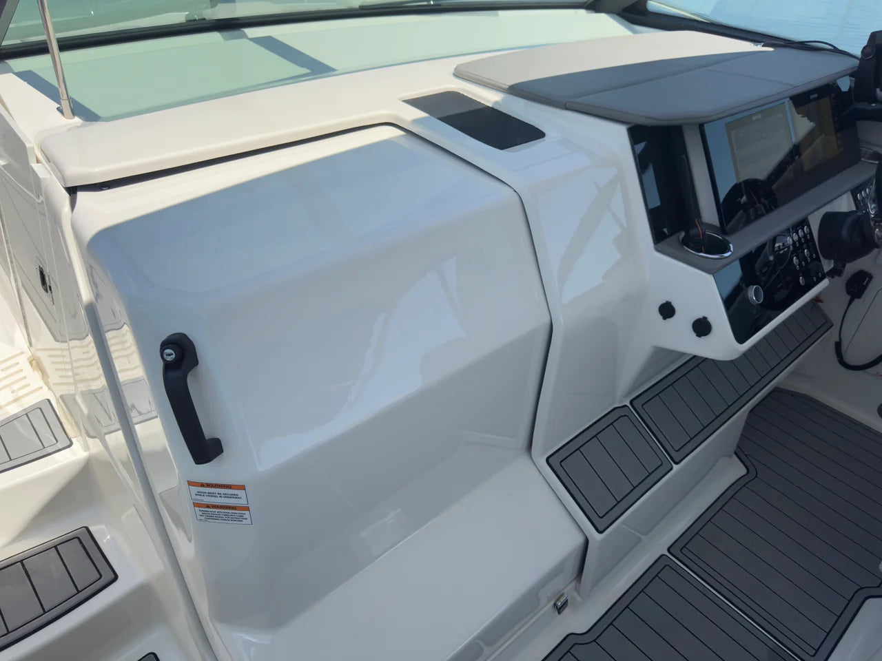 2021 Sea Ray 320 SUNDANCER OB 32.0 feet, Norwalk, Connecticut #69