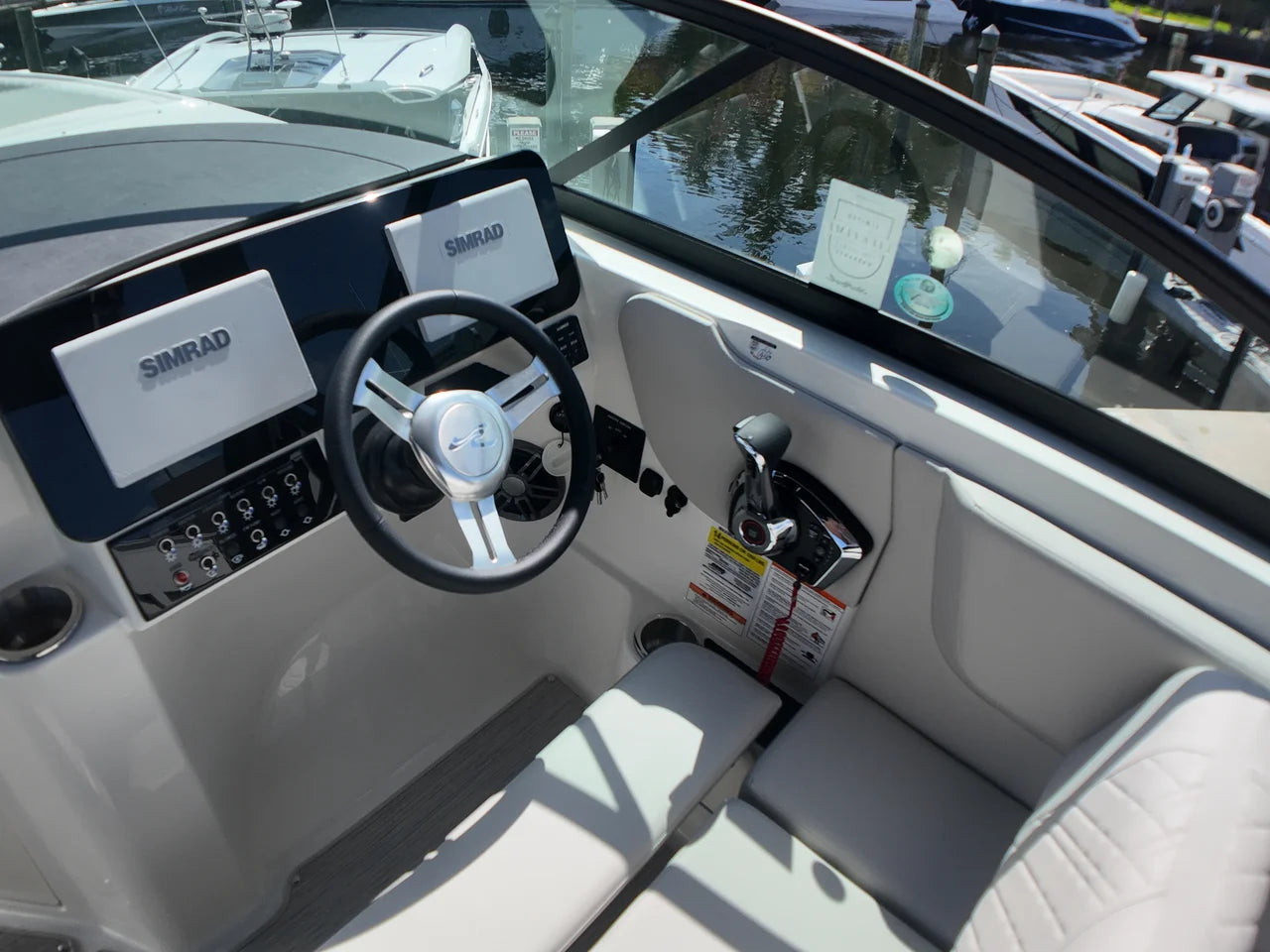 2027 Sea Ray SDX 250 Outboard 25.0 feet, Pompano Beach, Florida #17