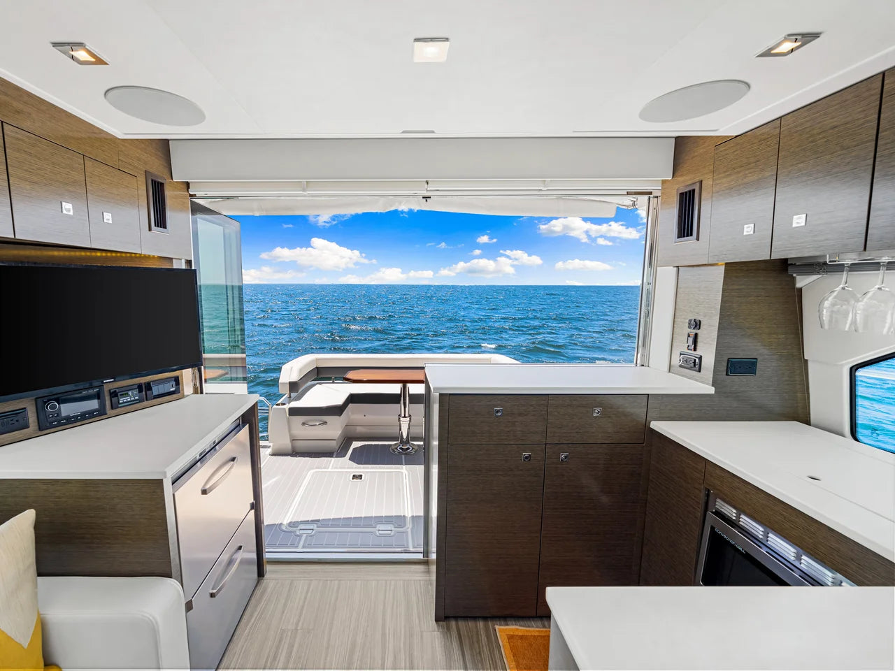2020 Cruisers Yachts 50 CANTIUS 49.0 feet, Venice, Florida #80
