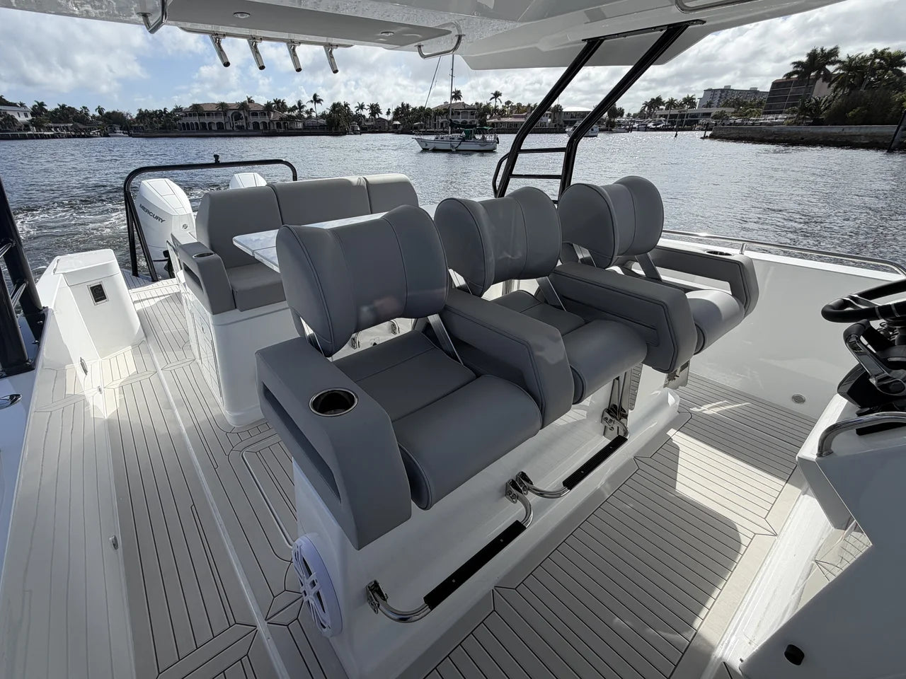 2026 Cruisers Yachts 38 VTR 38.0 feet, Miami, FL #34