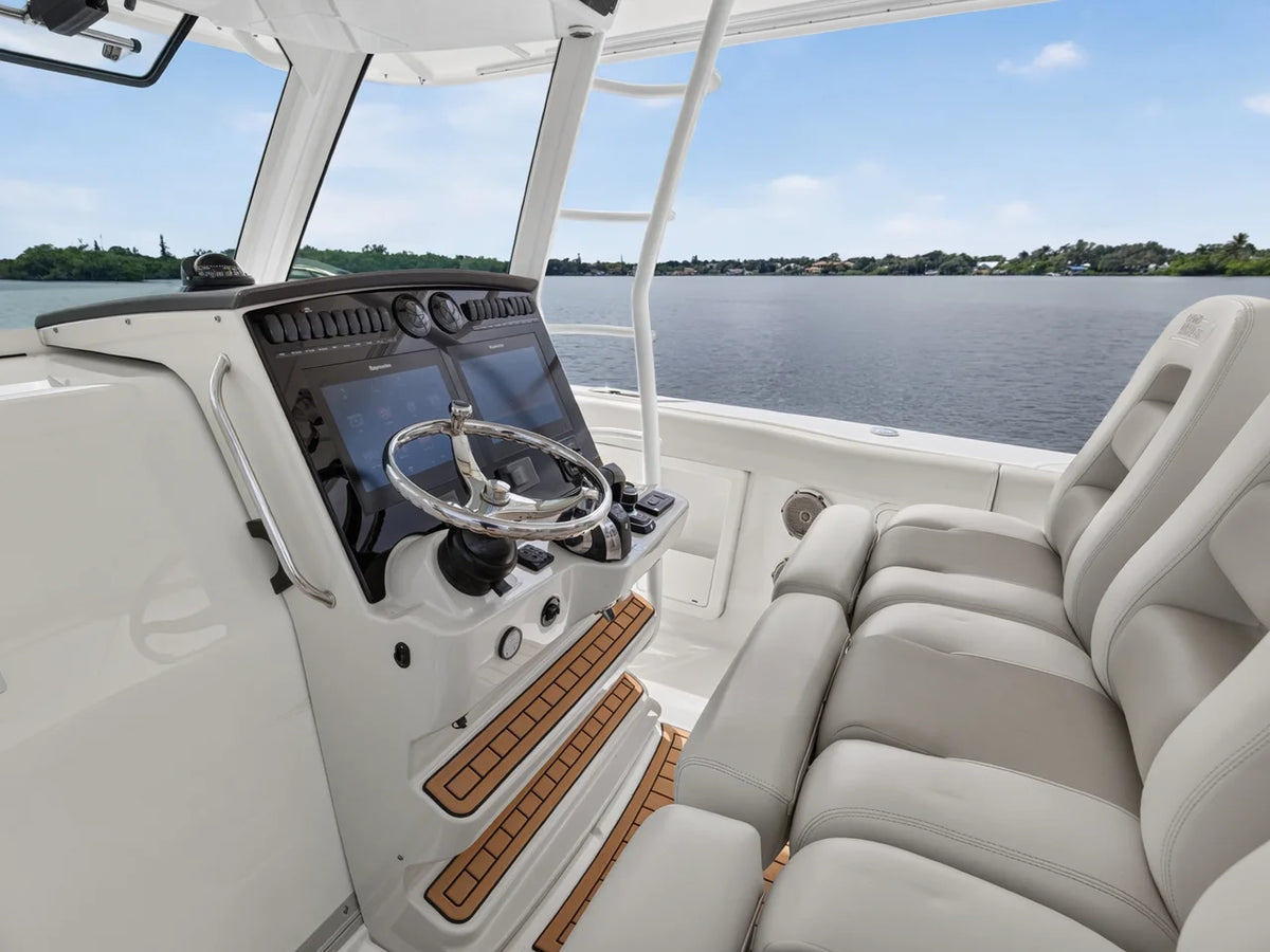 2018 Boston Whaler 380 OUTRAGE 38.0 feet, Stuart, Florida #57