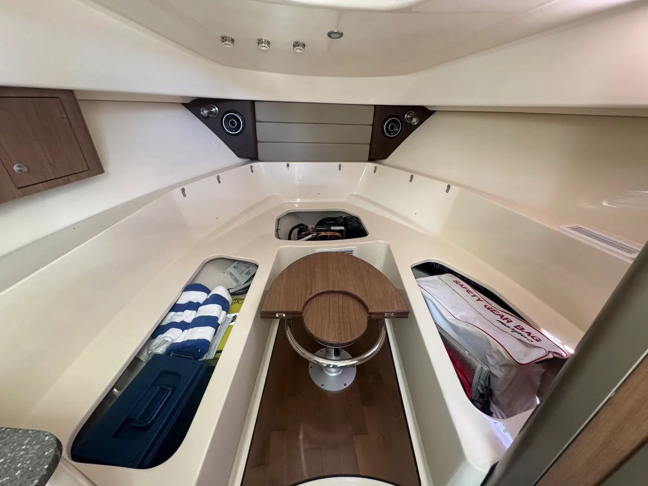2018 Boston Whaler 315 CONQUEST 31.0 feet, Stuart, Florida #36