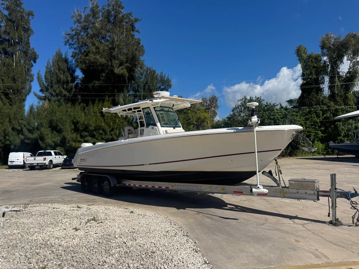 2017 Boston Whaler 33 OR 33.0 feet, Cocoa, Florida #1