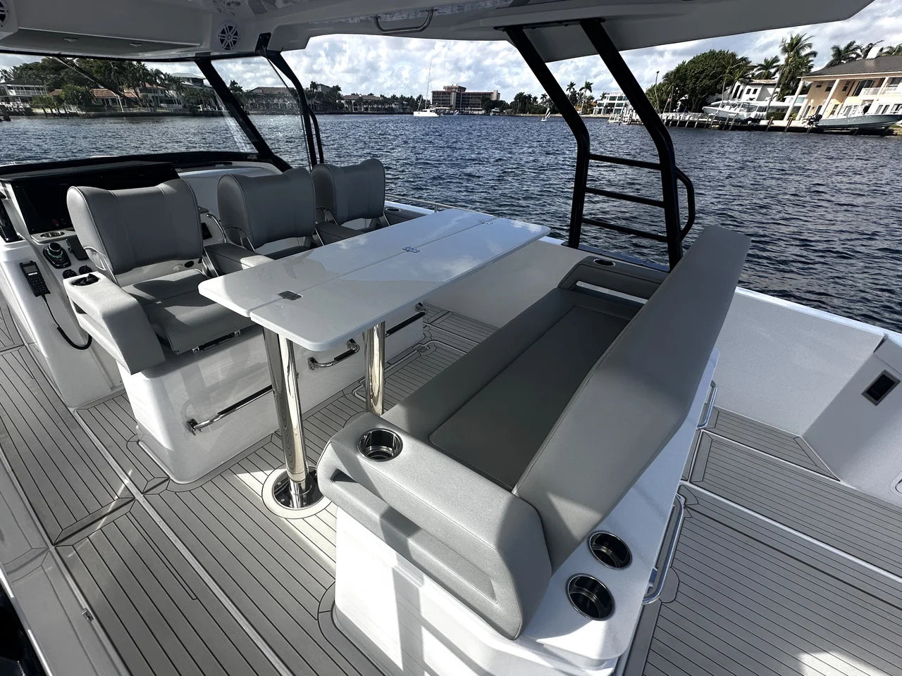 2026 Cruisers Yachts 38 VTR 38.0 feet, Pompano Beach, Florida #35