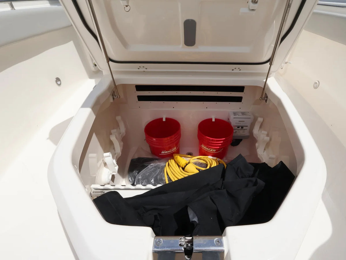 2026 Boston Whaler 330 Outrage 33.0 feet, Naples, Florida #40
