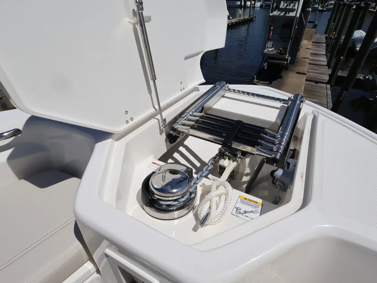 2027 Boston Whaler 280 Dauntless 28.0 feet, Naples, Florida #23