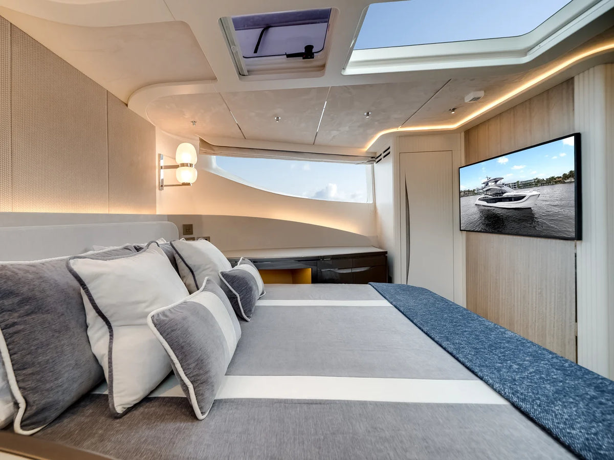 2027 Galeon 620 FLY 62.0 feet, Pompano Beach, FL #32