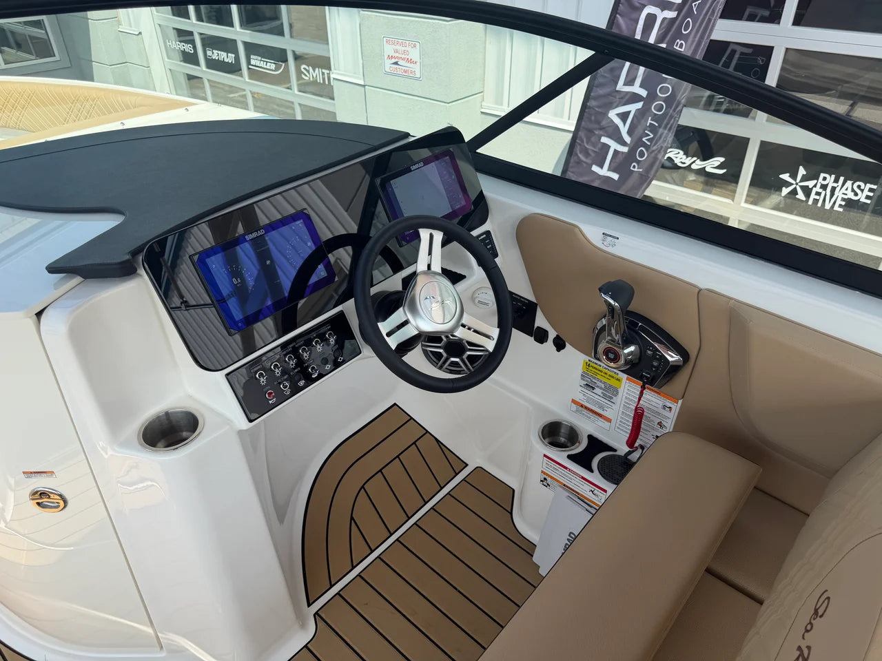 2026 Sea Ray SDX 250 Outboard 25.0 feet, Osage Beach, Missouri #40