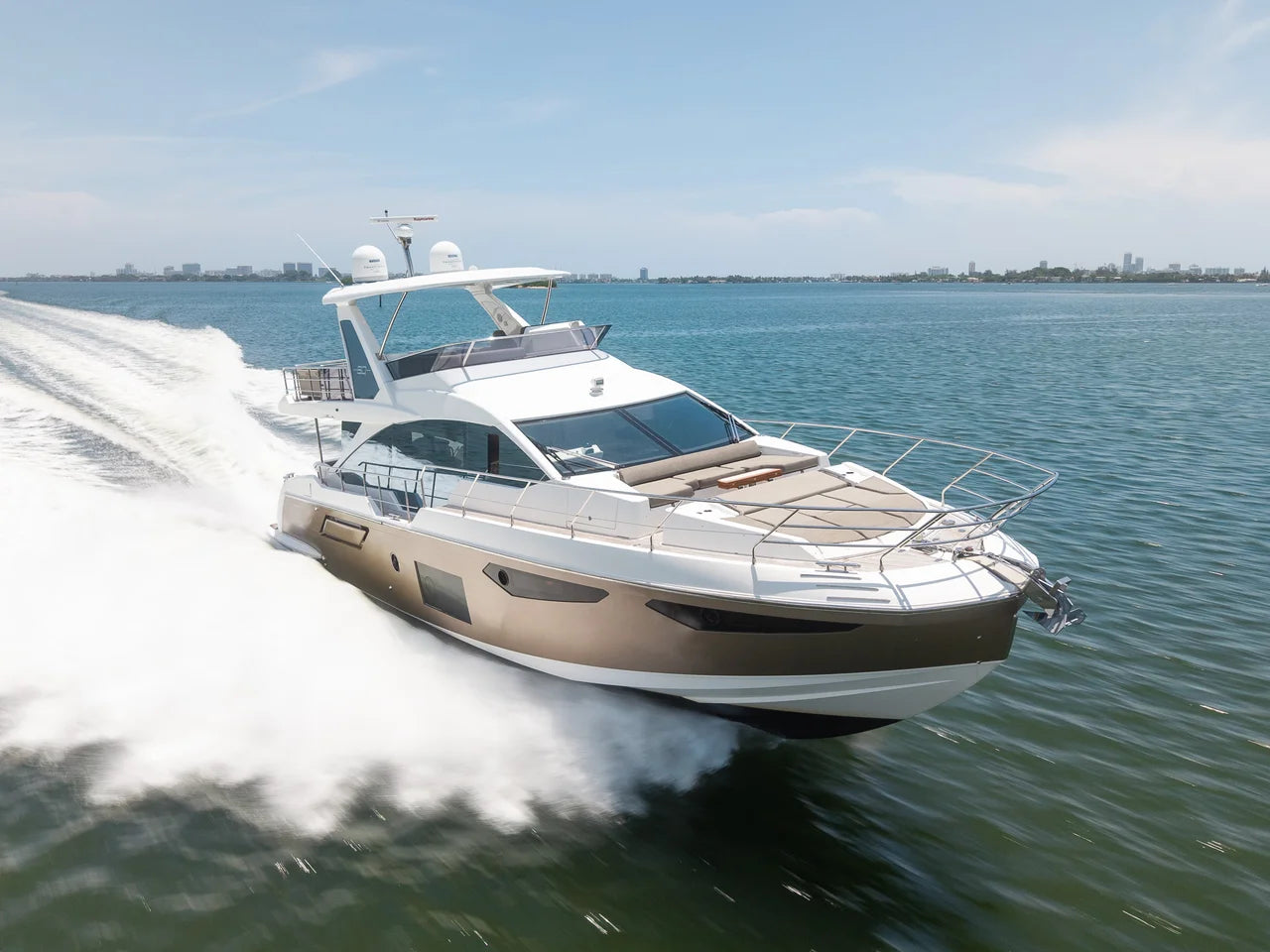 2018 Azimut 60 Flybridge 60.0 feet, Miami, FL #11