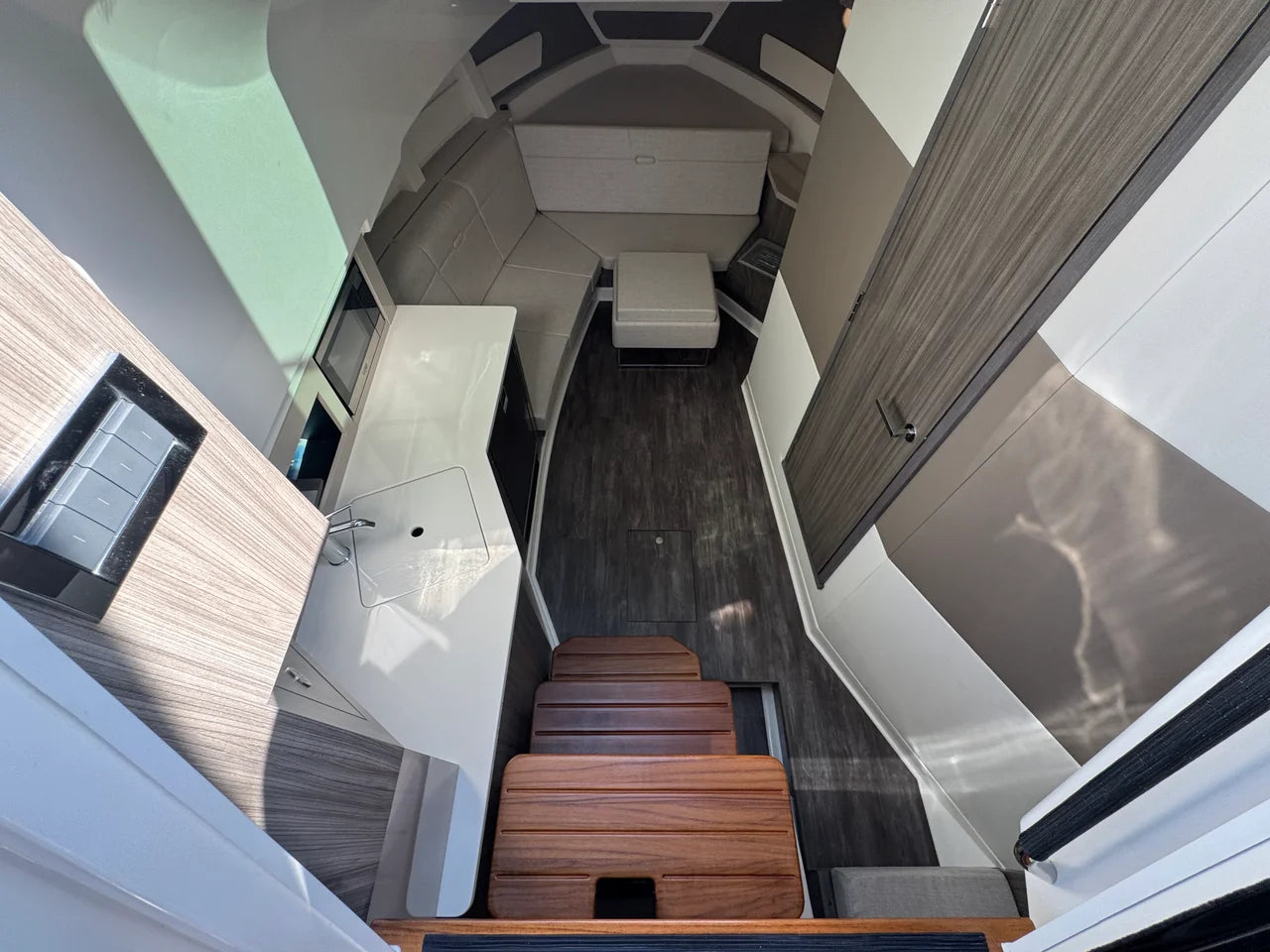 2025 Sea Ray 370 SUNDANCER OB 39.0 feet, Clearwater, Florida #29
