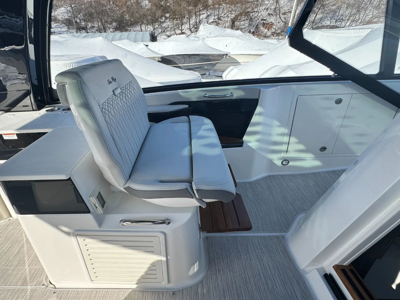 2026 Sea Ray Sundancer 370 Outboard 37.0 feet, Huntington, NY #20