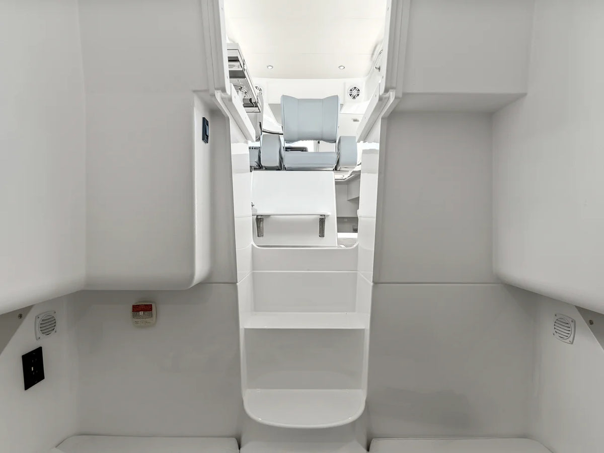 2026 Cruisers Yachts 38 VTR EC 38.0 feet, Quincy, MA #21