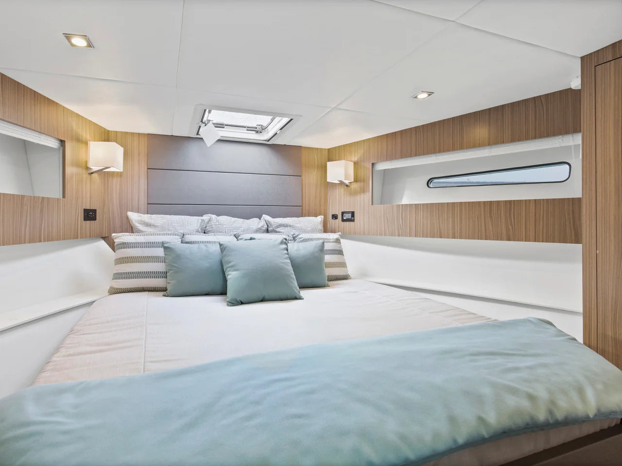 2026 Cruisers Yachts 42 Cantius 42.0 feet, Pensacola, Florida #45