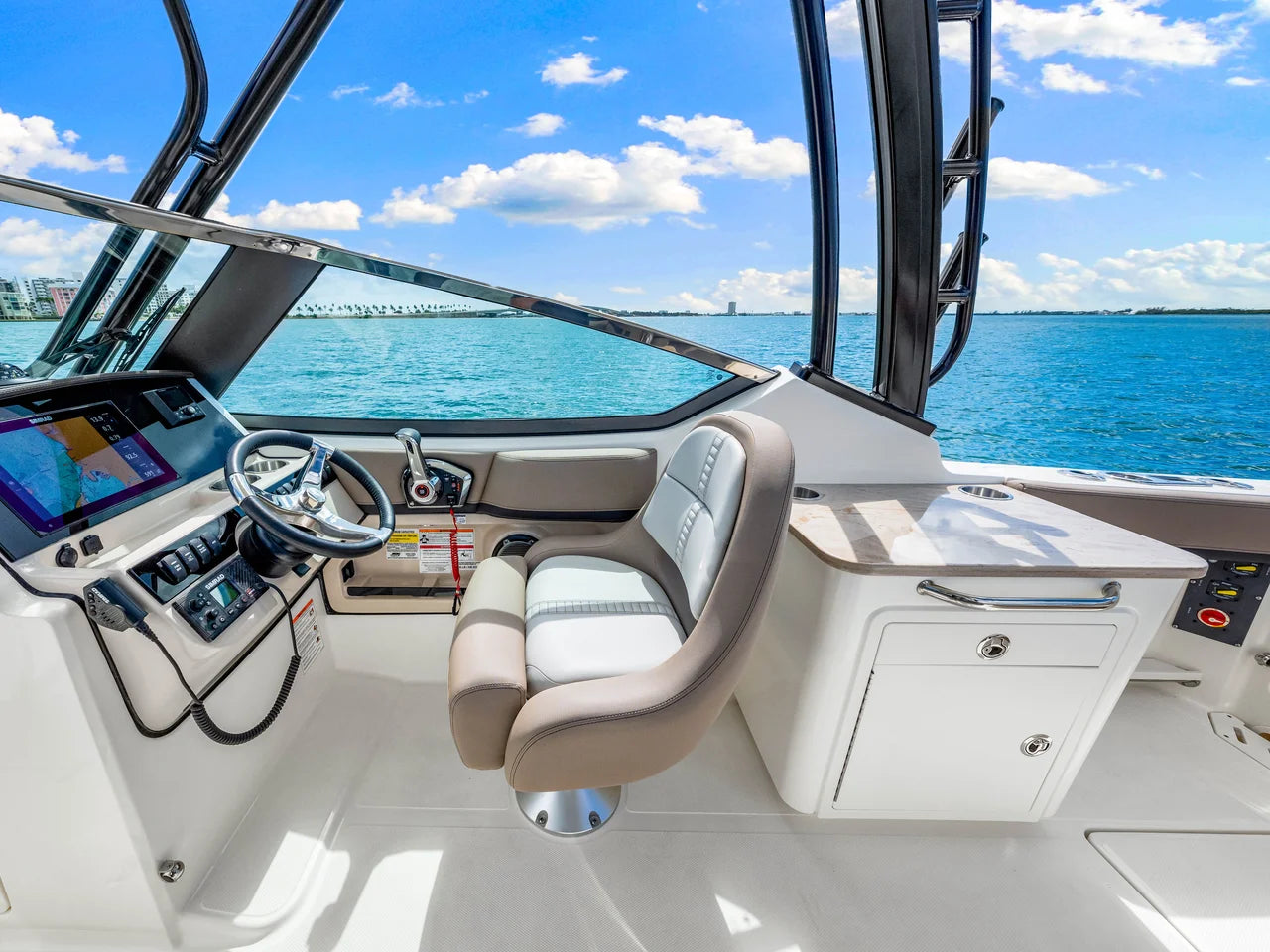 2026 Boston Whaler 240 Vantage 24.0 feet, Sarasota, FL #27