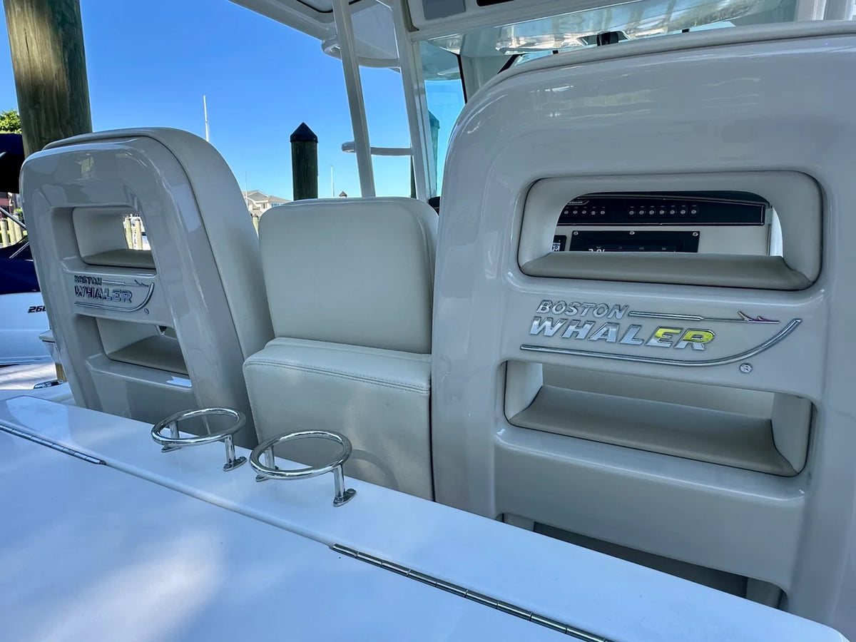 2021 Boston Whaler 330 OUTRAGE 33.0 feet, Fort Myers, FL #17