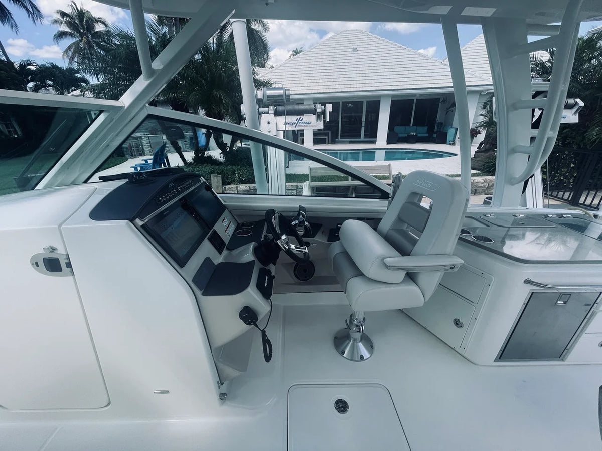 2022 Boston Whaler 320 VANTAGE 32.0 feet, Delray Beach, FL #17