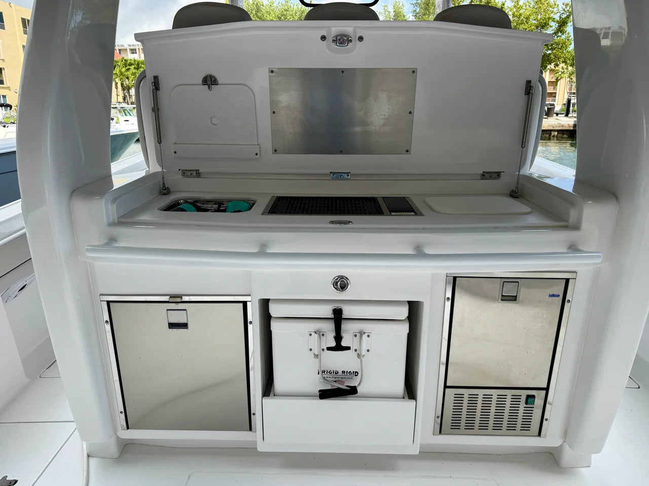 2024 Intrepid 427 NOMAD SE 42.0 feet, Dania, FL #13