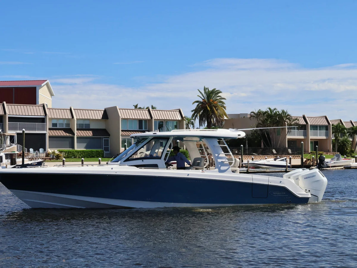 2027 Boston Whaler 350 Realm 35.0 feet, Naples, Florida #2
