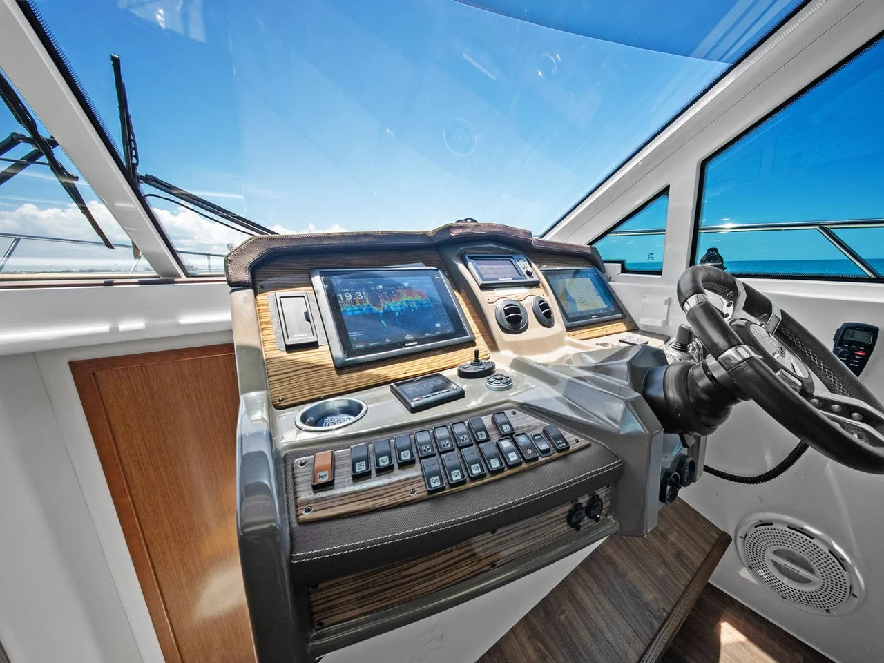 2014 Cruisers Yachts 45 CANTIUS 45.0 feet, St Petersburg, FL #46