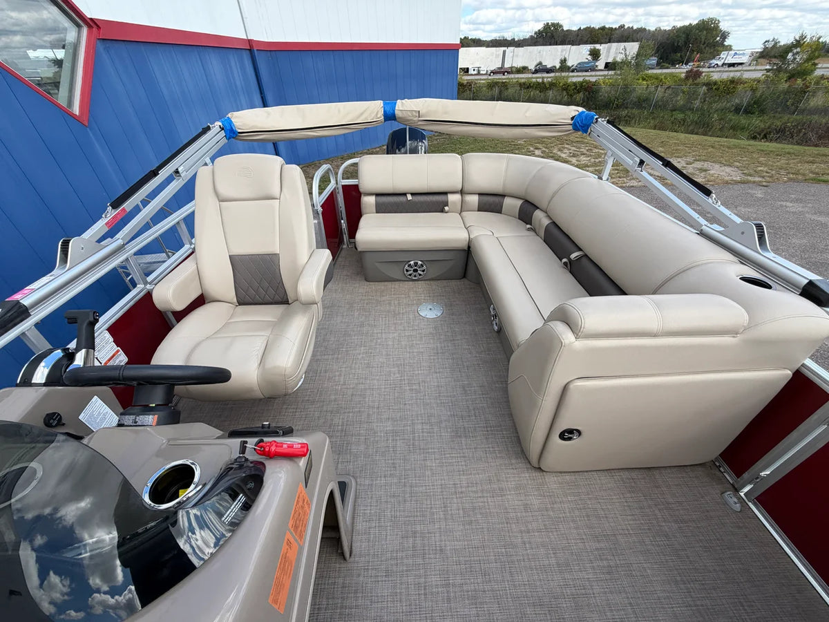 2023 Tracker 210 SUNTRACKER 21.0 feet, Excelsior, Minnesota #41