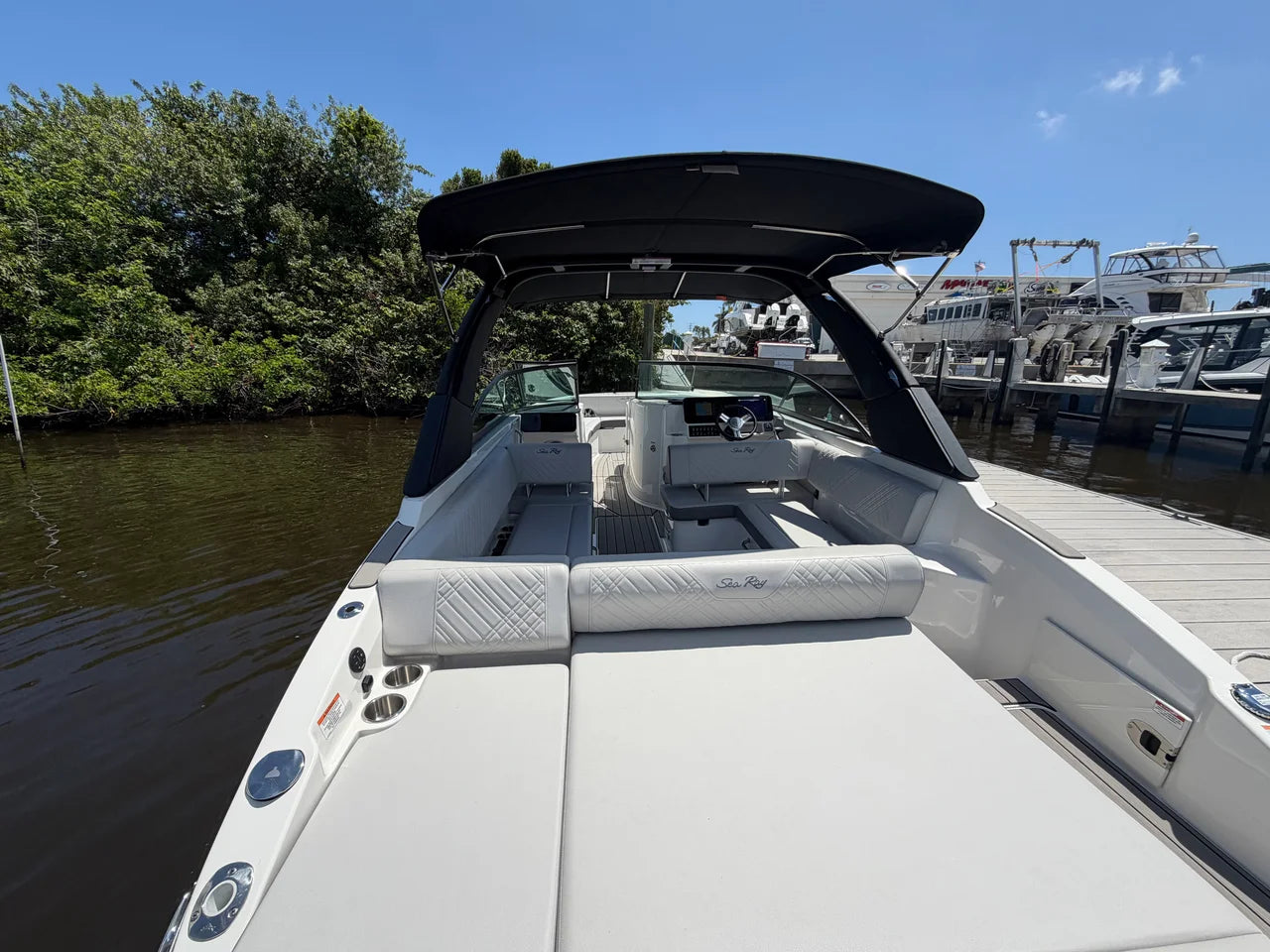 2025 Sea Ray 270 SDX OB 27.0 feet, Stuart, Florida #14