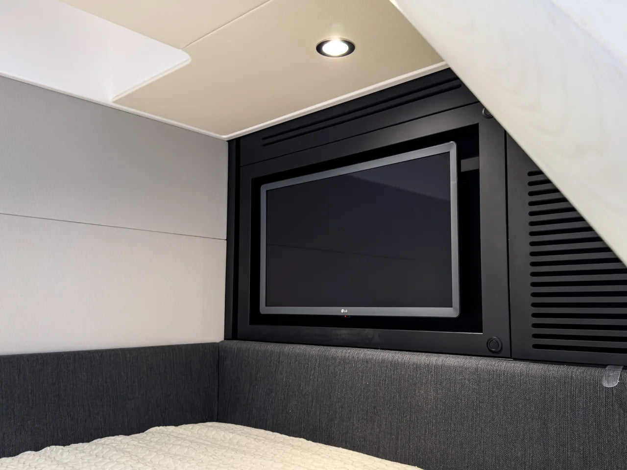 2024 Azimut 42 VERVE 42.0 feet, Fort Myers, FL #37