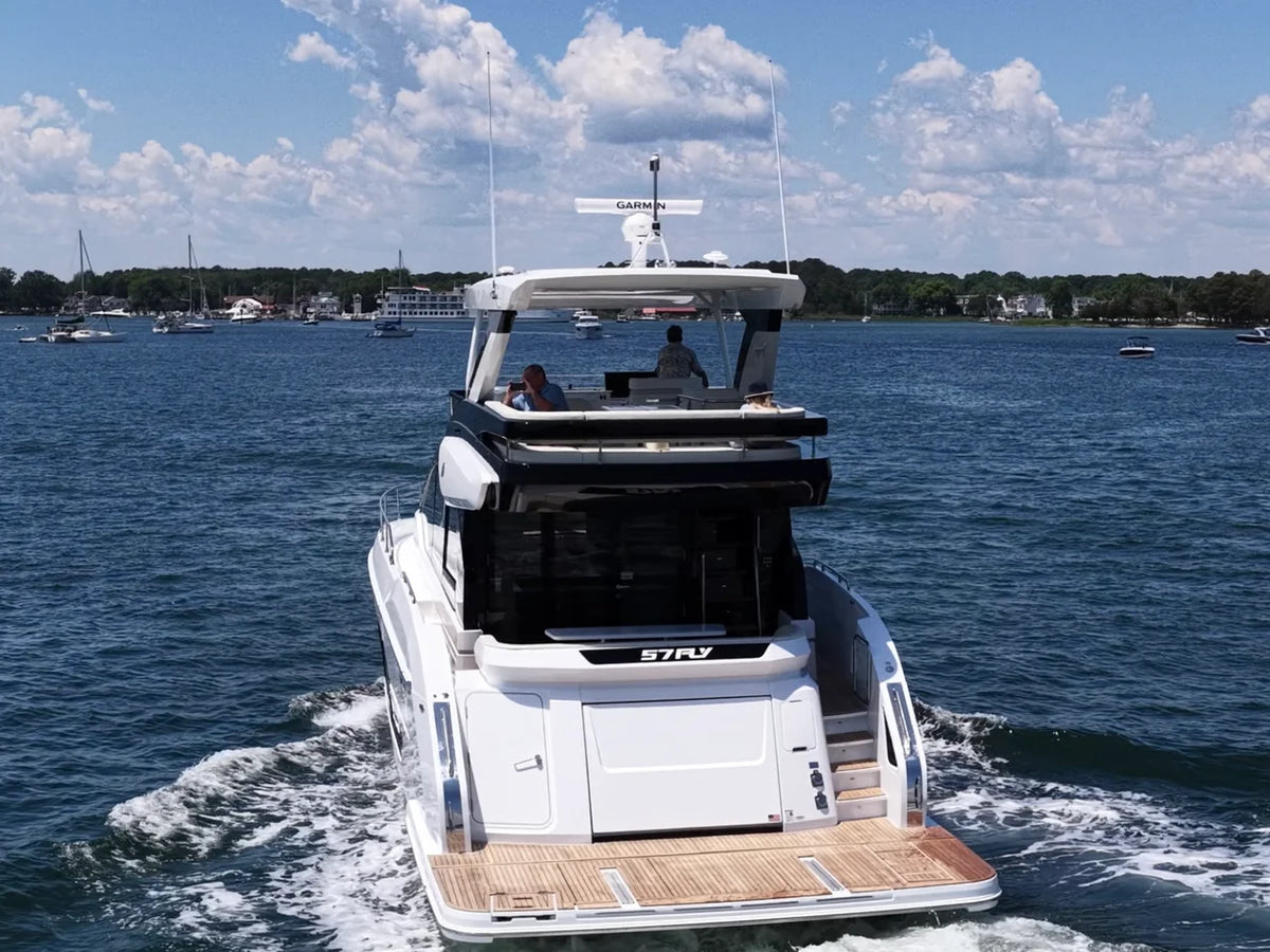 2026 Cruisers Yachts 57 FLY 57.0 feet, Grasonville, MD #3