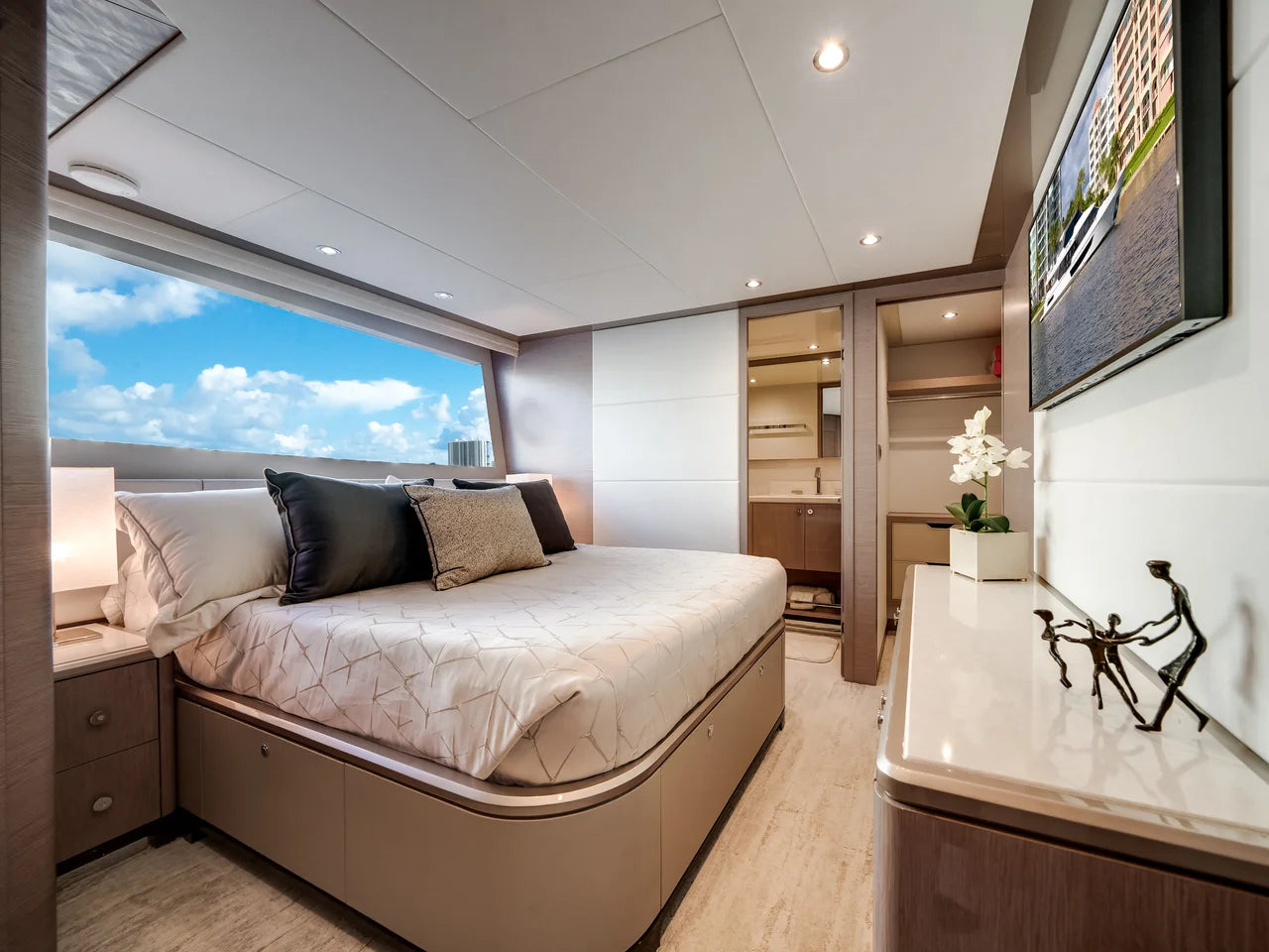 2022 Ocean Alexander 32L 106.0 feet, Boca Raton, FL #49