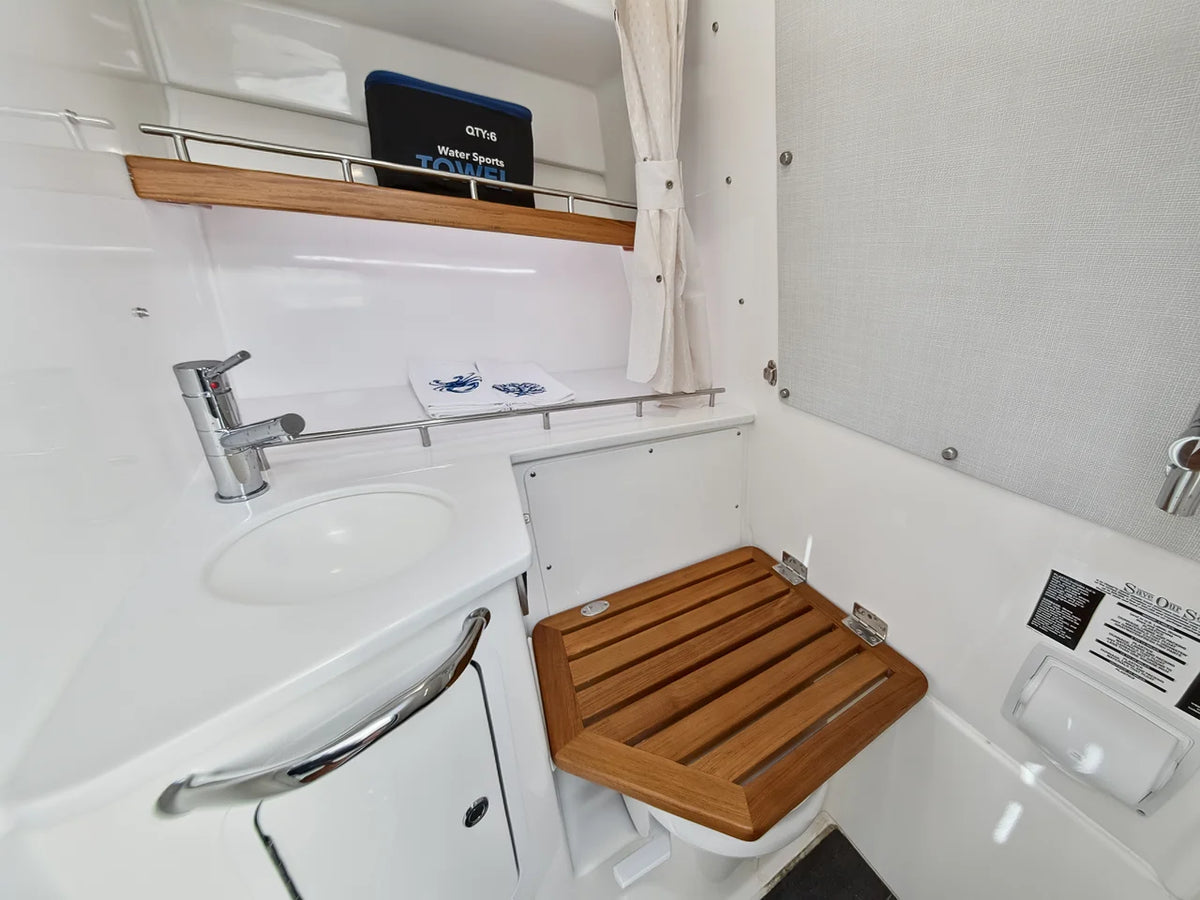 2025 Boston Whaler 350 REALM 35.0 feet, Stuart, Florida #28