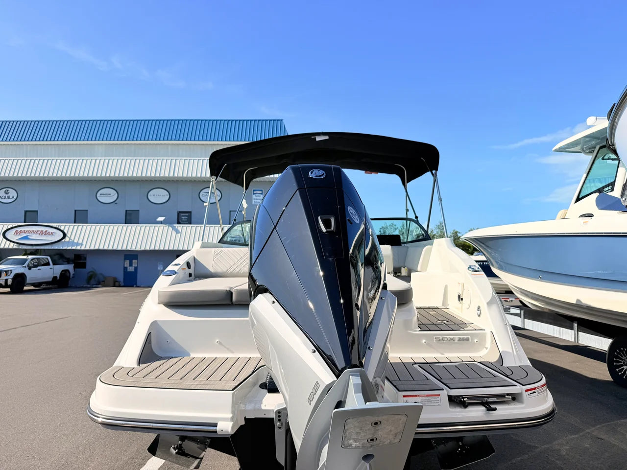 2026 Sea Ray SDX 250 Outboard 25.0 feet, St Petersburg, FL #8