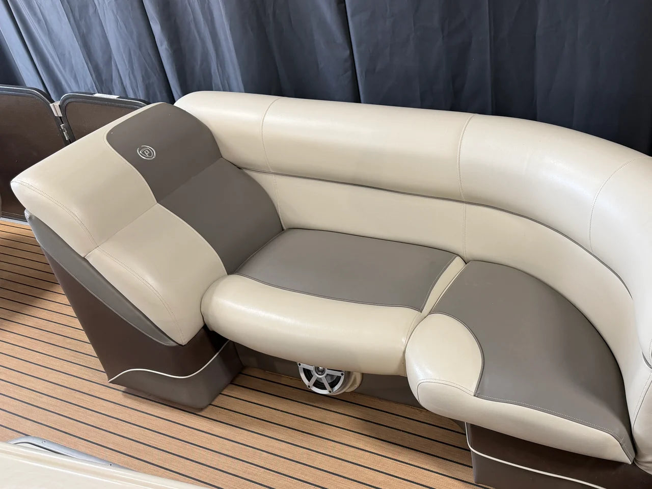 2016 Premier 235 SOLARIS 23.0 feet, Nisswa, Minnesota #23