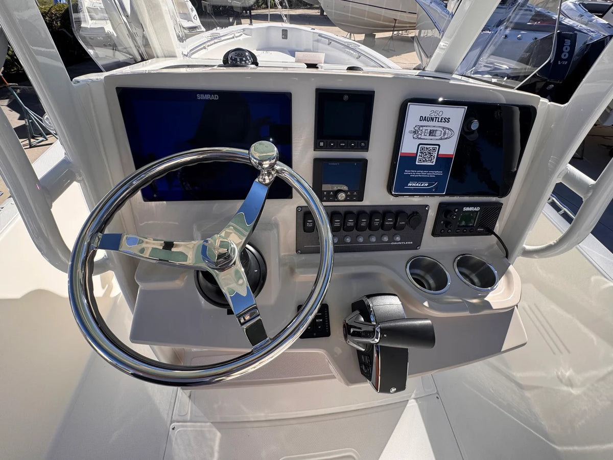 2026 Boston Whaler 250 Dauntless 25.0 feet, Stuart, Florida #18