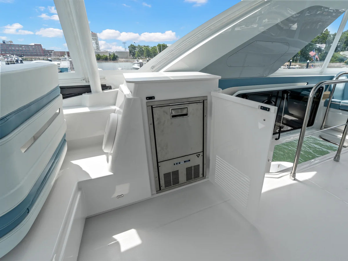 2026 Cruisers Yachts 57 FLY 57.0 feet, Quincy, MA #62