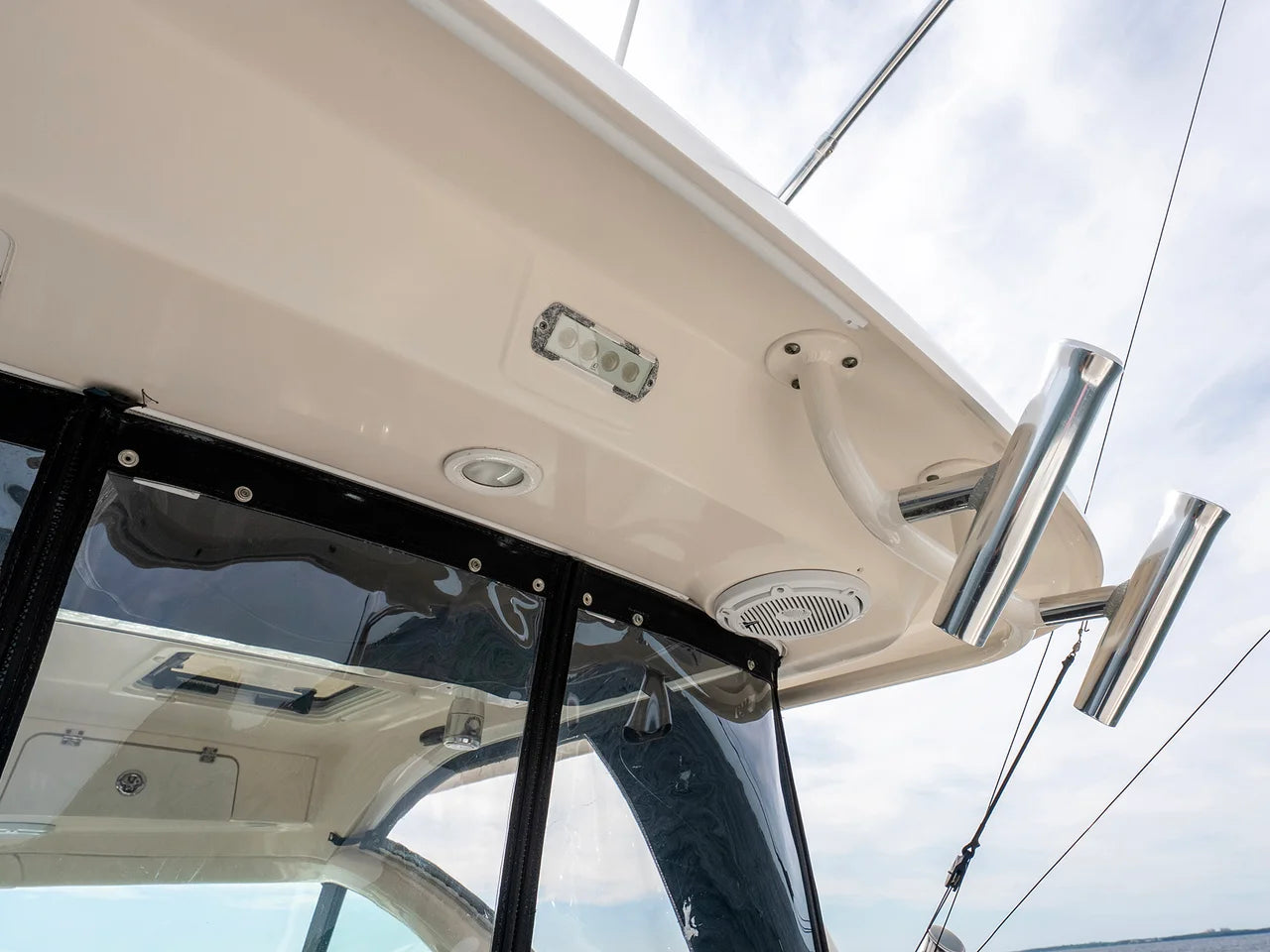 2012 Pursuit 345 OFFSHORE 36.0 feet, Coral Gables, FL #38