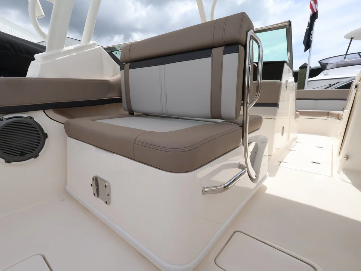 2026 Boston Whaler 240 Vantage 24.0 feet, Naples, Florida #11