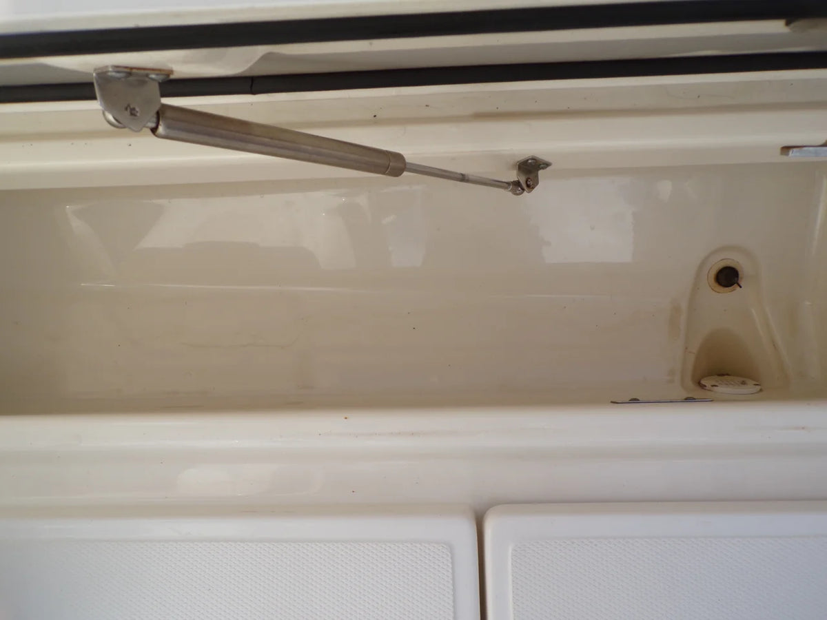 2019 Boston Whaler 250 OUTRAGE 25.0 feet, Naples, FL #29